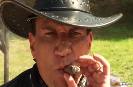 Шикарная девочка в корсете готова к горячему траху